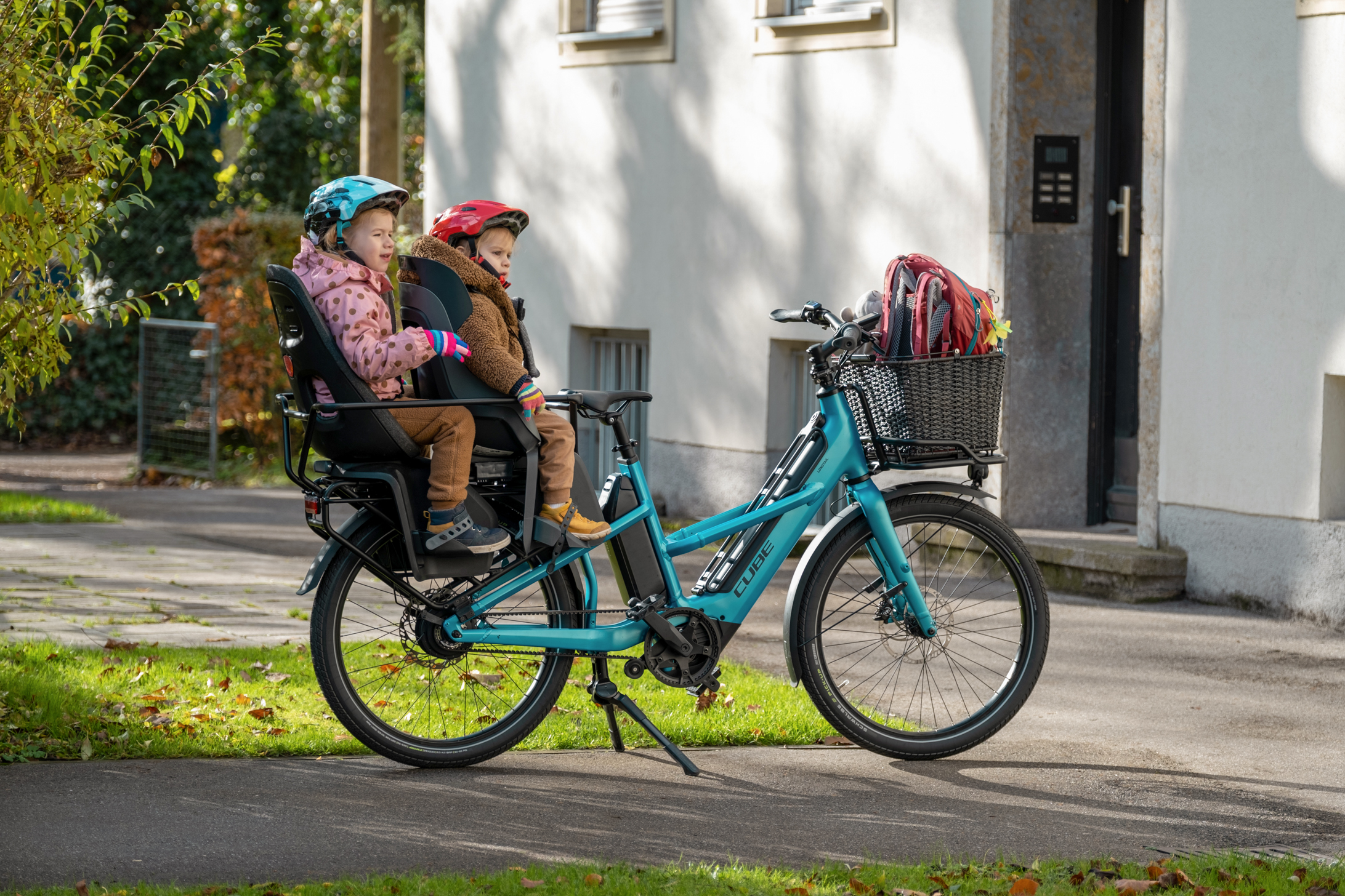 Cube Longtail Hybrid: The Versatile Cargo Bike for Your Everyday Needs Cube Longtail eCargo Bike