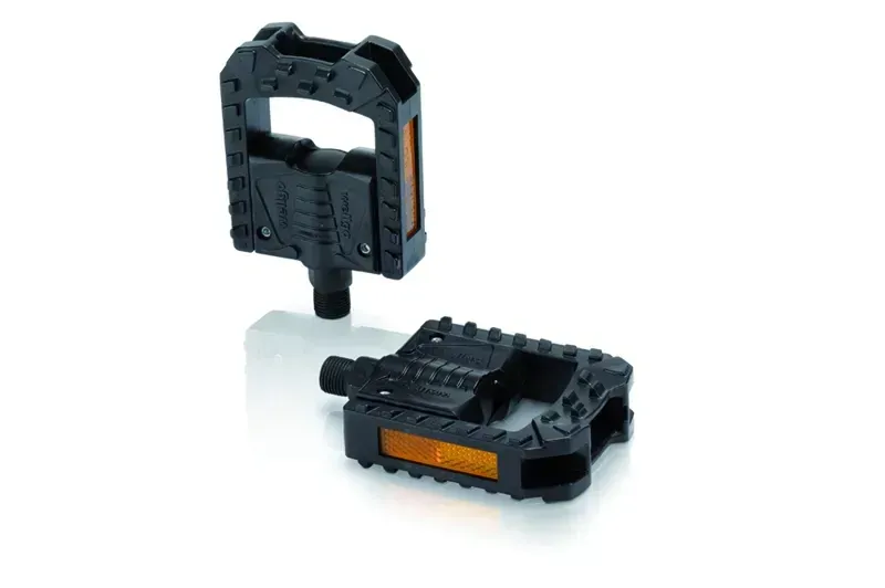 XLC PD-F01 9/16-inch Folding Pedals in Black