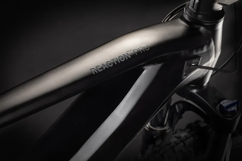 Cube Reaction Hybrid Pro 500 Electric Mountain Bike in Black-4