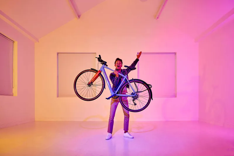 Raleigh Trace Electric Bike Crossbar Grey/Blue-3