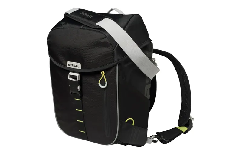 Basil Miles Daypack Bag in Black