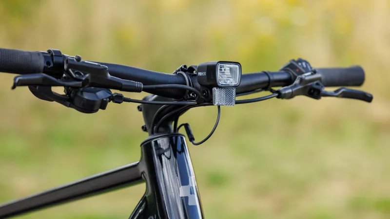CUBE EDITOR HYBRID ONE 360 FE BLACK Bosch Hub eBike-5