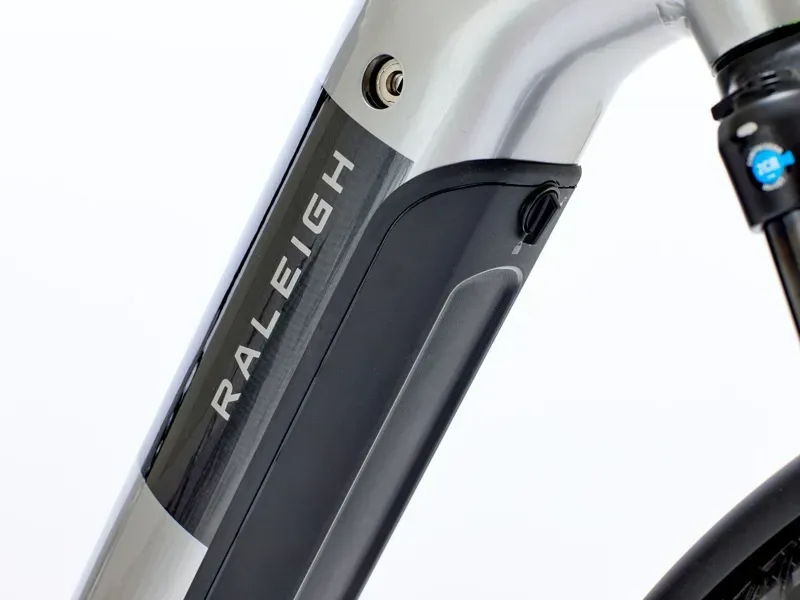 Raleigh Novus Lowstep Derailleur Gear E-Bike in Titanium-3