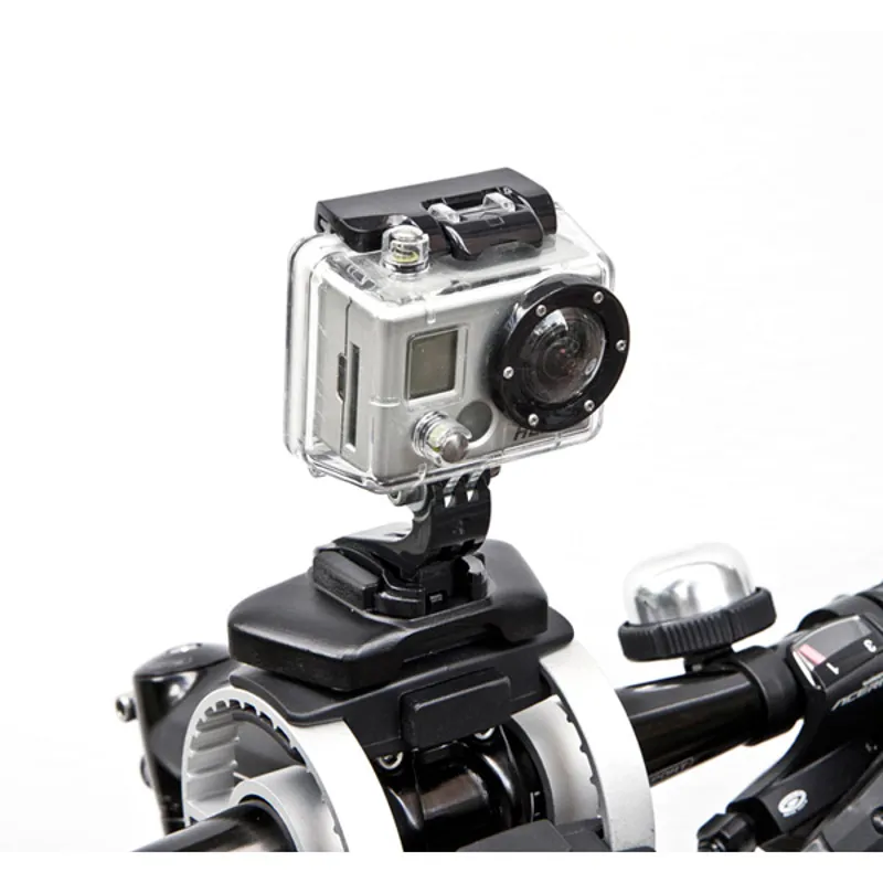 2020 CASE Thule PnP Camera Mount