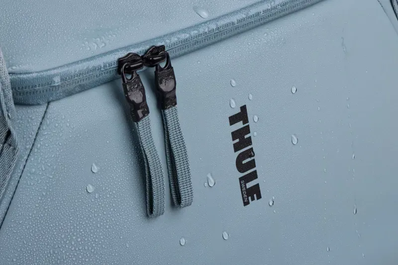 Thule Chasm 21L Inlock Cooler in Mid Blue-7