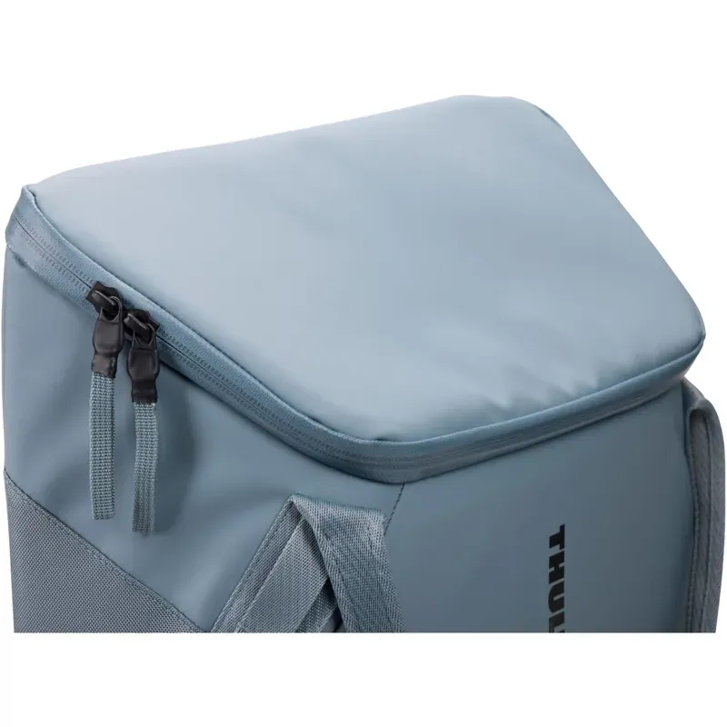 Thule Chasm 21L Inlock Cooler in Mid Blue-6