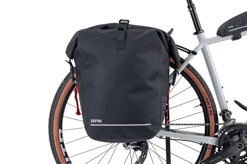 Zefal Z Traveler S30 Pannier Bag in Black-8